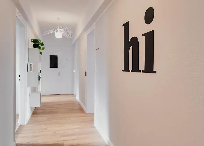 Saniertes Altbauzimmer An Der Karlsaue Kassel